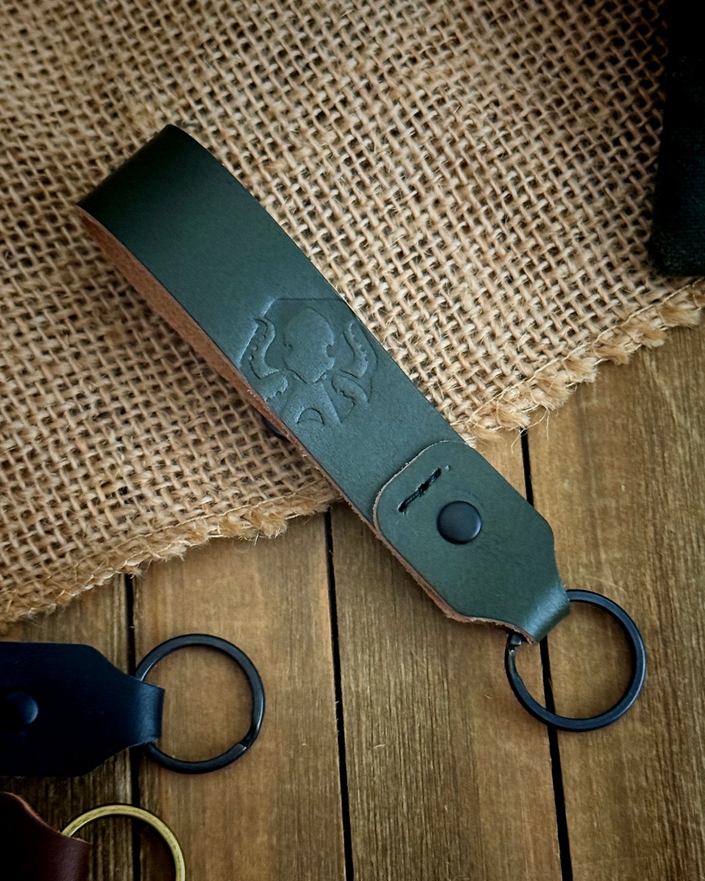 LEATHER KEY LOOP (JADE)