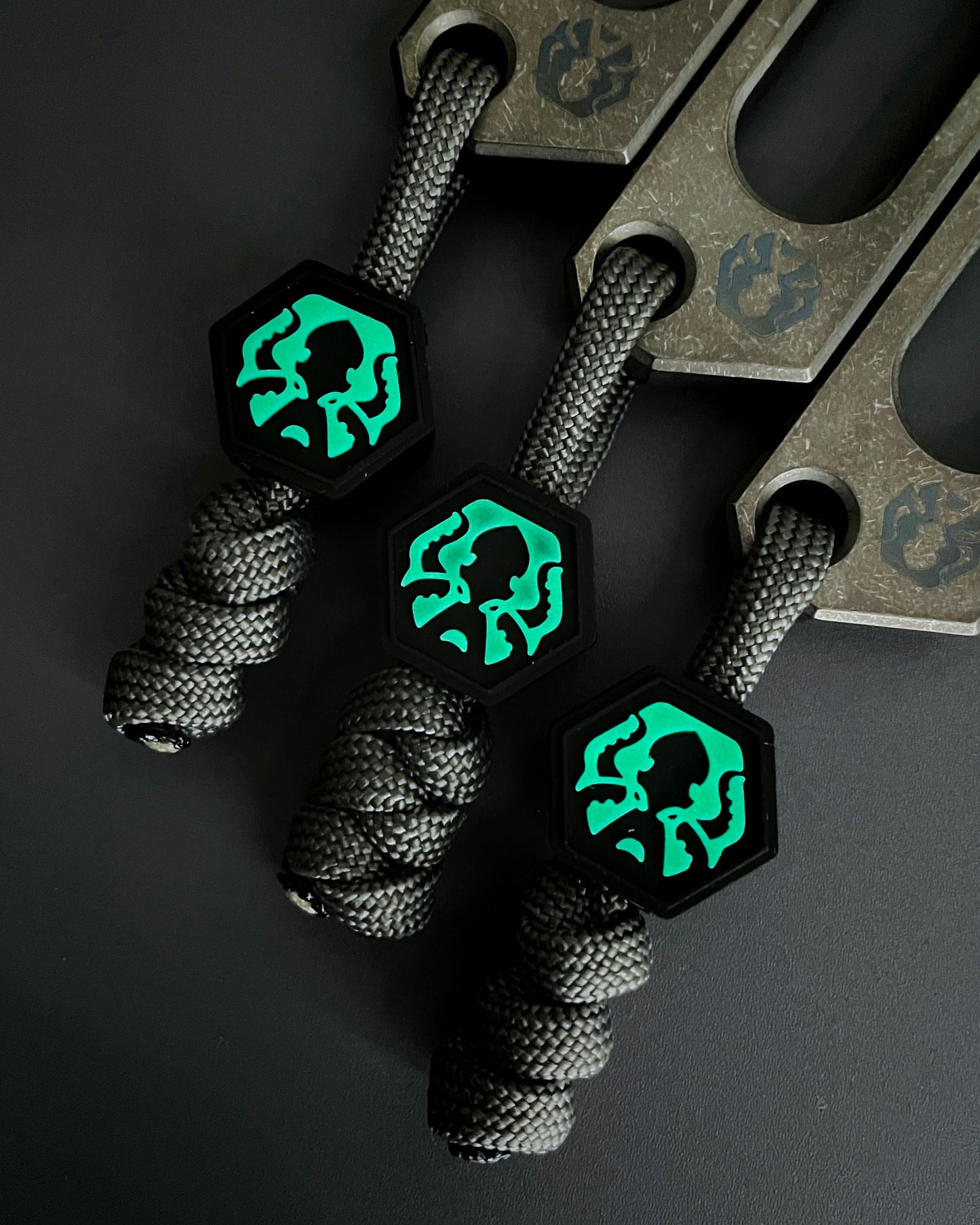 KEXAGON GITD BEADS (3 PACK)