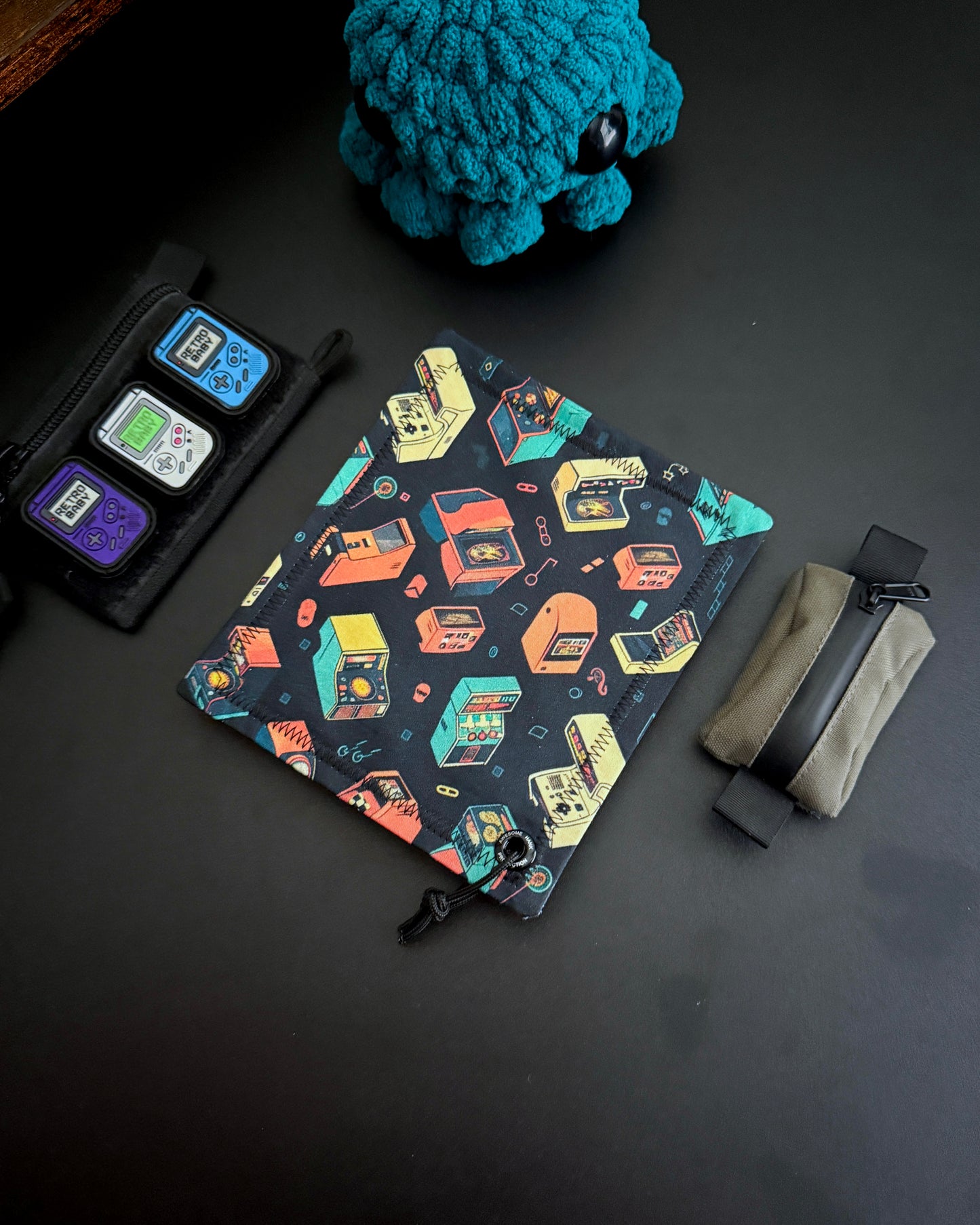 HOUSE ARCADE HANDKERCHIEF (AHP)