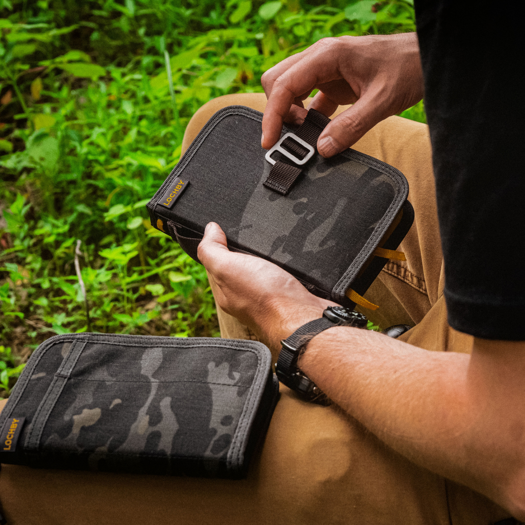 LOCHBY MINI FIELD JOURNAL (BLACK MULTICAM)