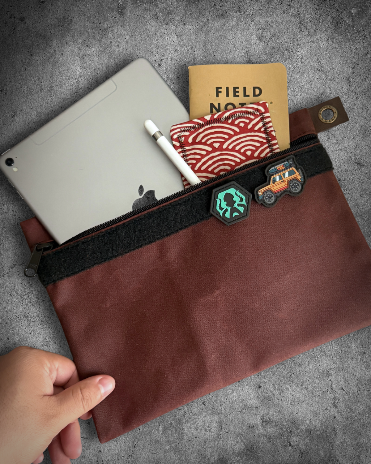 ALPINE WAXED CANVAS FLAT-LAY POUCH - LARGE (MULTIPLE COLORS)
