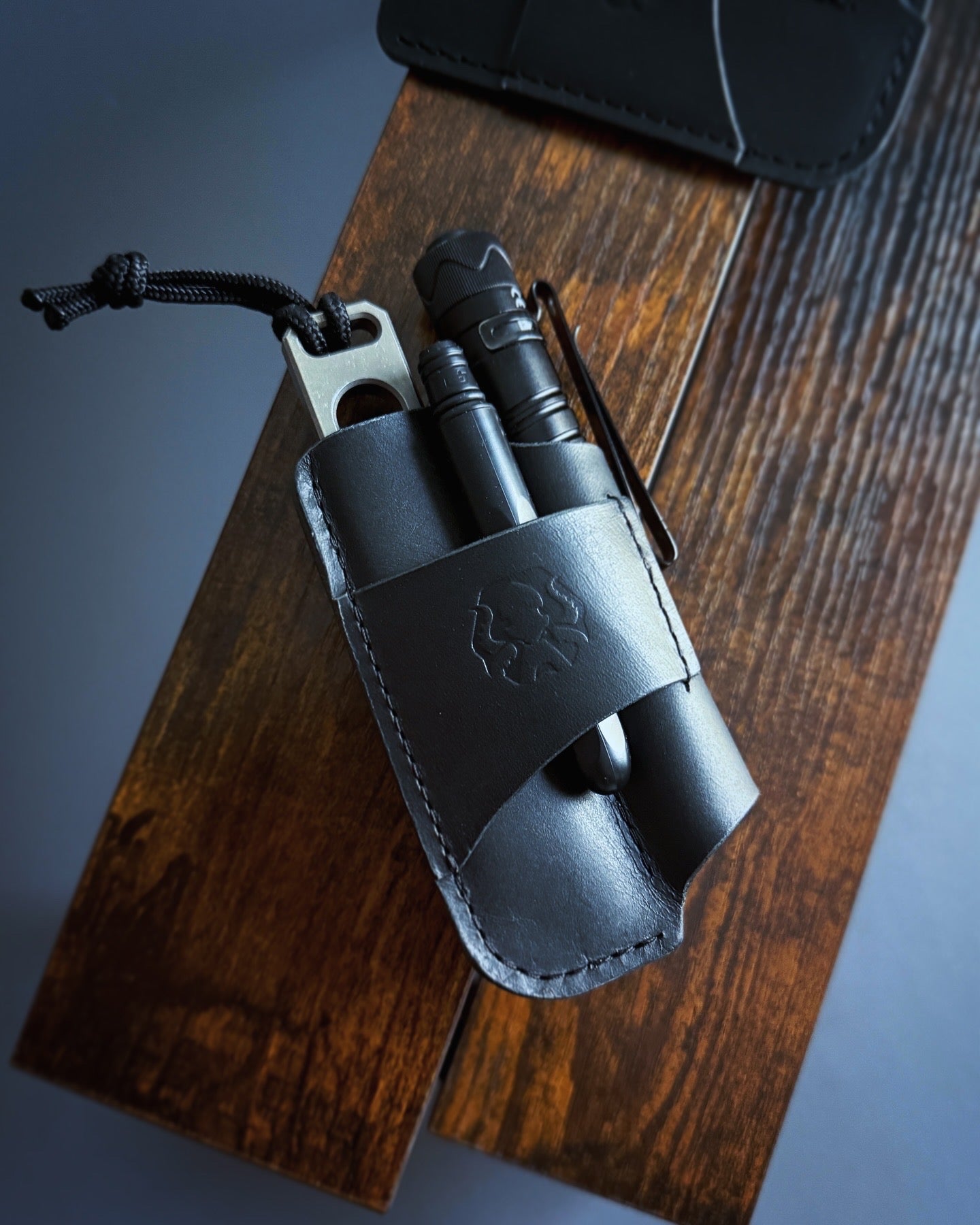 FENRIR POCKET LEATHER ORGANIZER (NOIR)