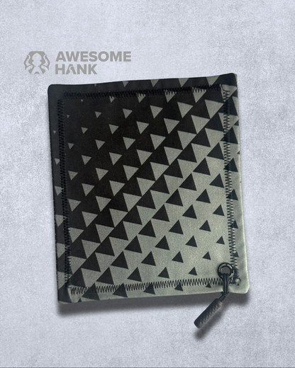 CONTRAST HANDKERCHIEF (MINI) - EDC HANK