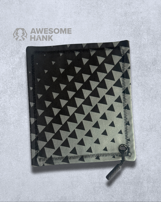 CONTRAST HANDKERCHIEF (MINI) - EDC HANK