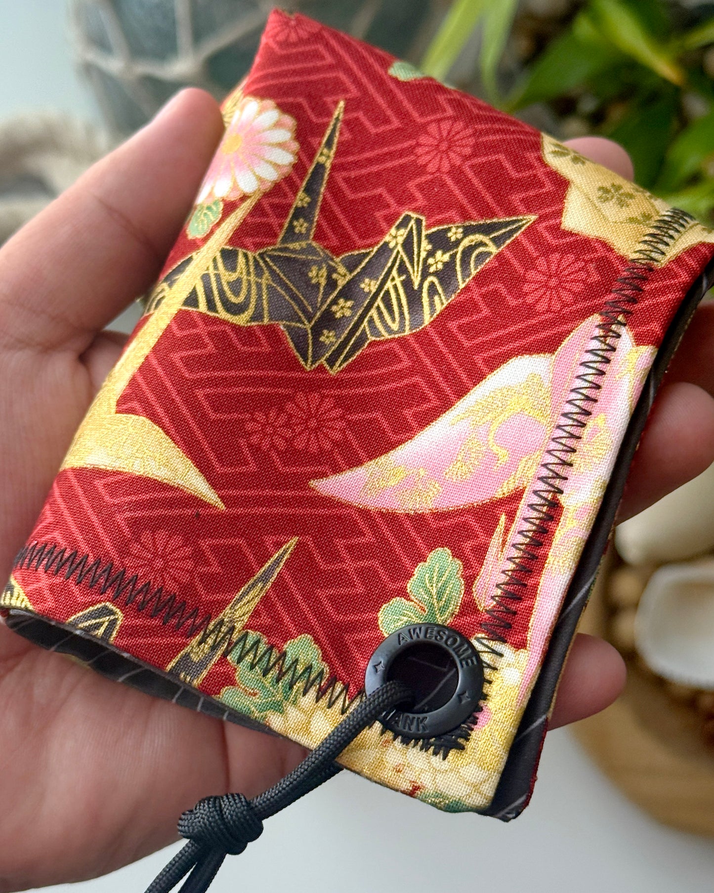 RED CRANE HANDKERCHIEF (XL)