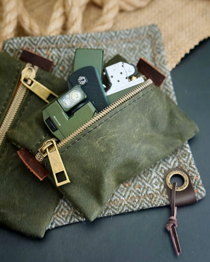 SCOUT MINI ALPINE POUCH (OLIVE WAXED CANVAS)