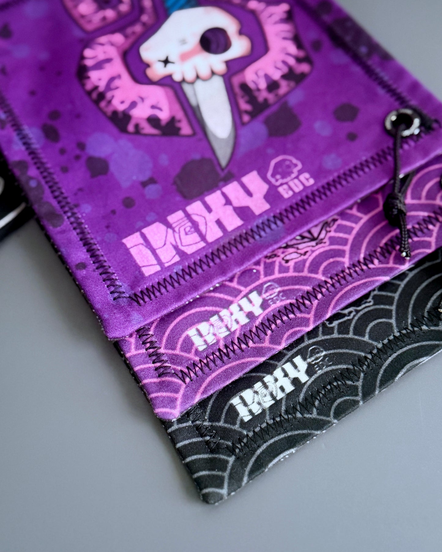 INKY PROPER HANDKERCHIEF
