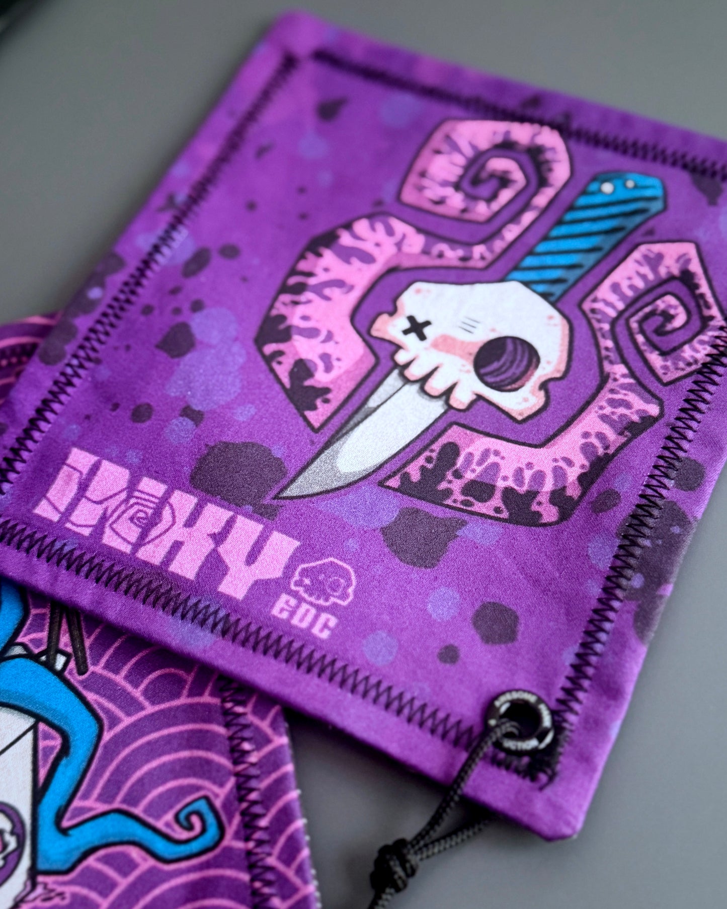 INKY PROPER HANDKERCHIEF
