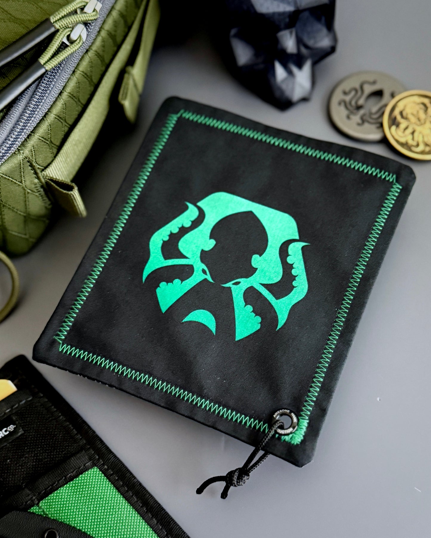 KEXAGON HANDKERCHIEF