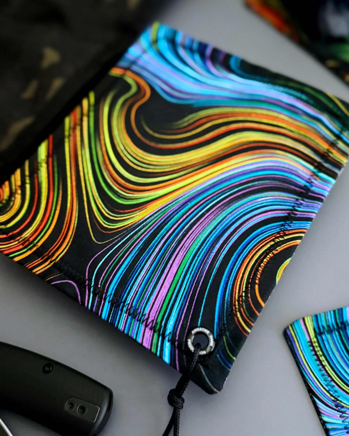 QUANTUM COLORS HANDKERCHIEF