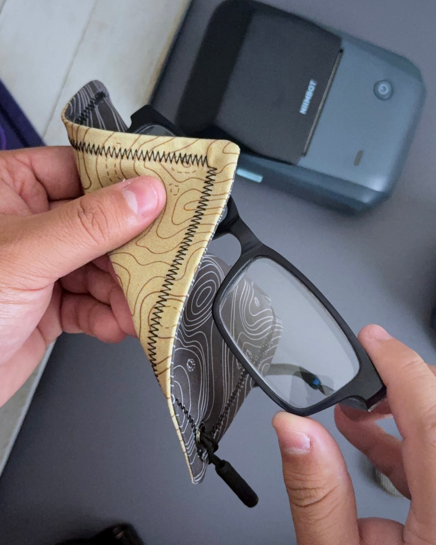 TAN TOPO HANDKERCHIEF