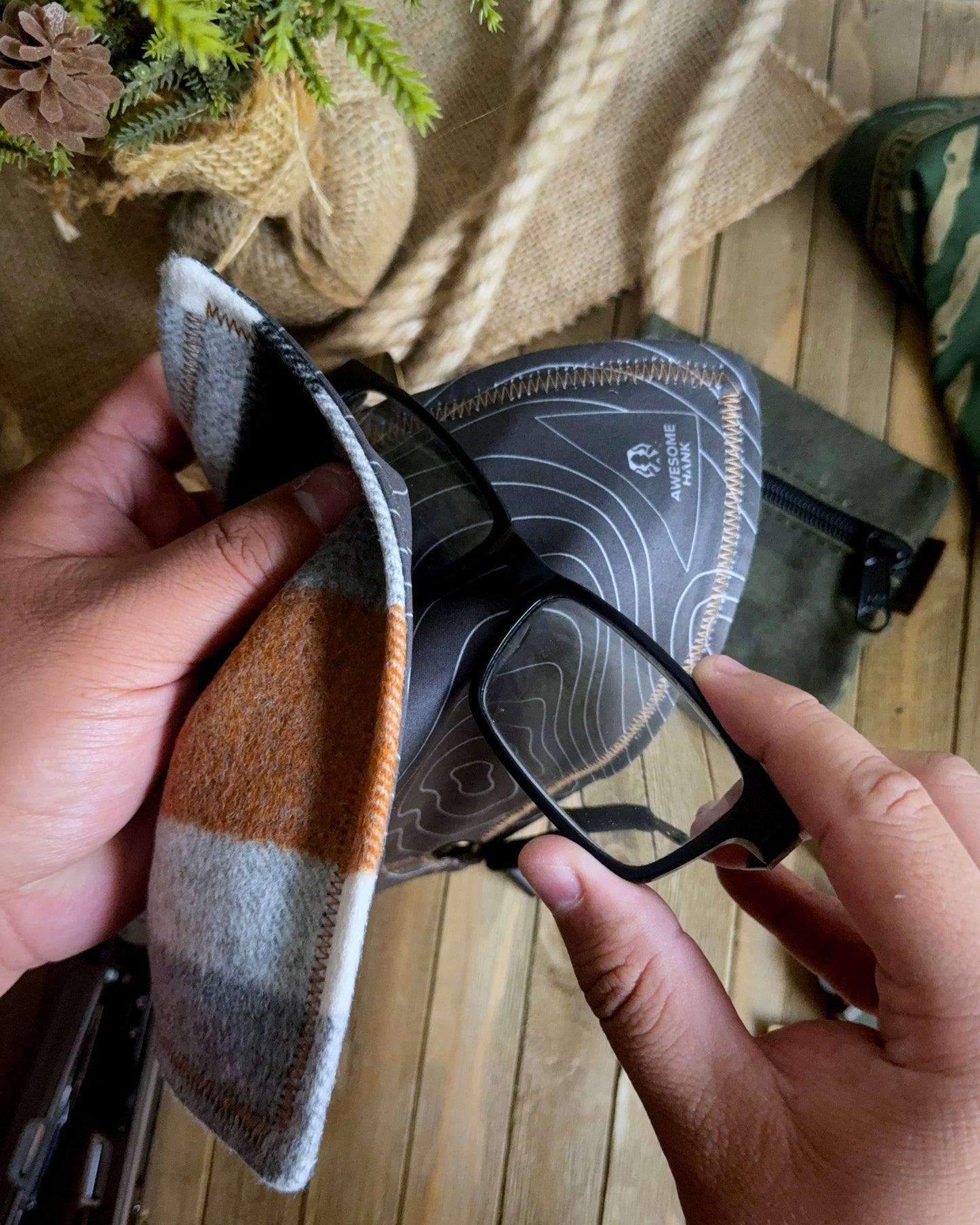 WOOL DADDY HANDKERCHIEF (XL)