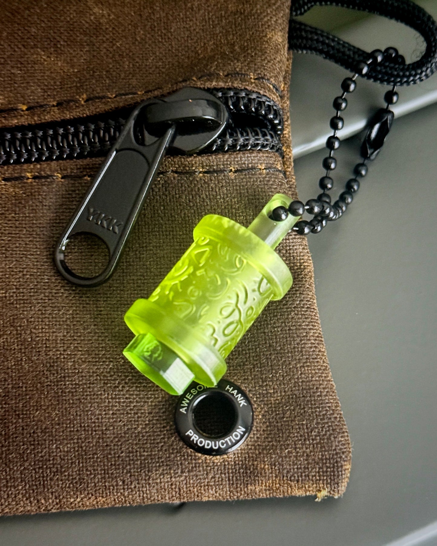 LOOPS BEAD AND KEEPER LANTERN (LIME)