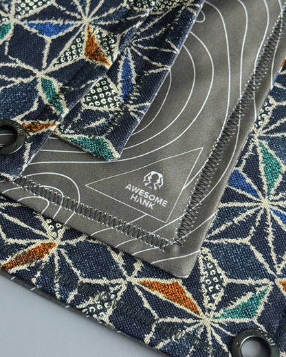 ECRU ASANOHA NAVY HANDKERCHIEF (HUSKY)