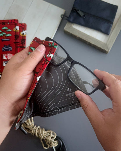 NEKO CITY RUBY HANDKERCHIEF (HUSKY)