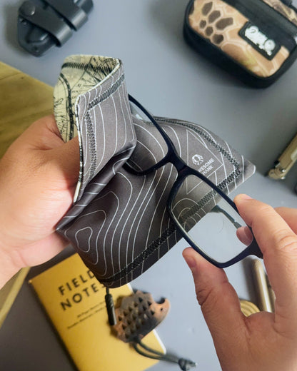 VOYAGE HANDKERCHIEF (HUSKY)