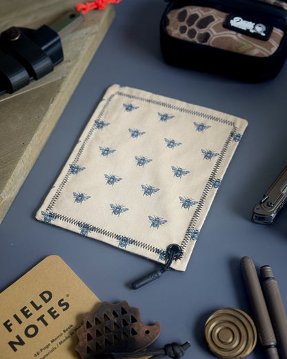 BUMBLE BEE HANDKERCHIEF (MINI)