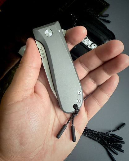 TWIN TAIL ZIPPER NUNCHUCKS 4-PACK (BLACK)