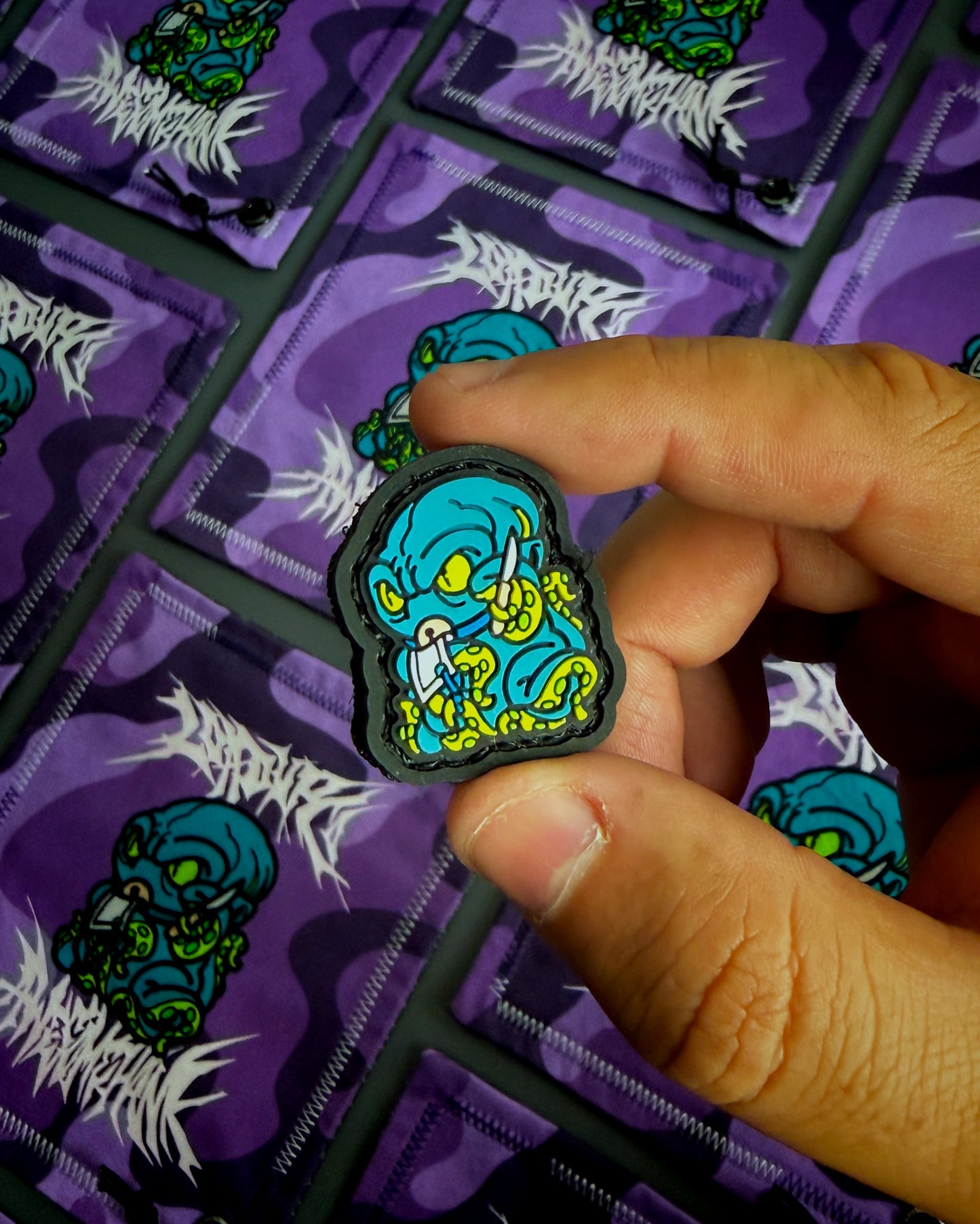 AWESOME KRAKEN HANDKERCHIEF + PATCH PACK (MINI)