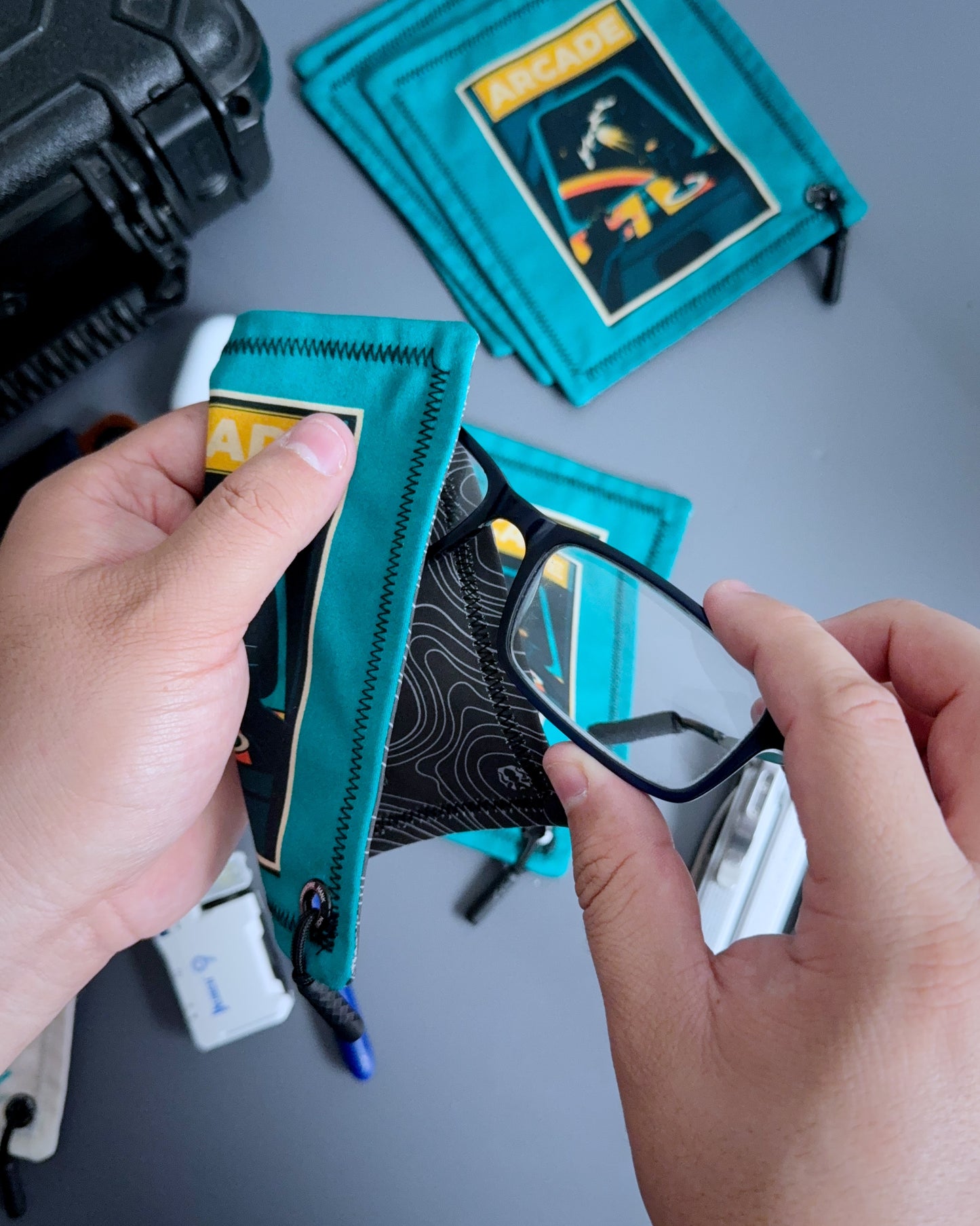 ARCADE MACHINE HANDKERCHIEF (MINI)