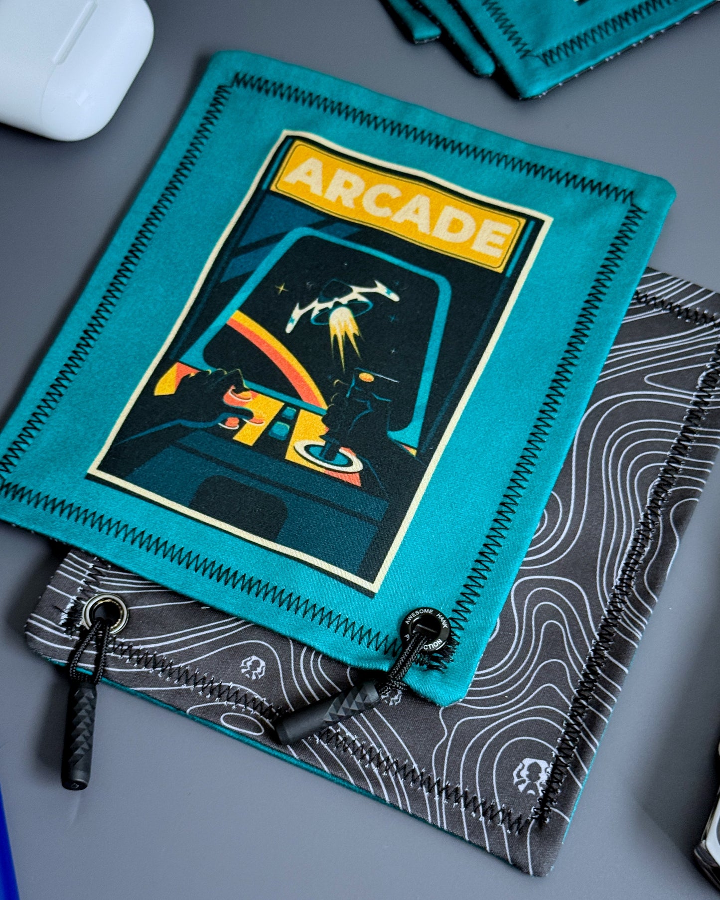 ARCADE MACHINE HANDKERCHIEF (MINI)