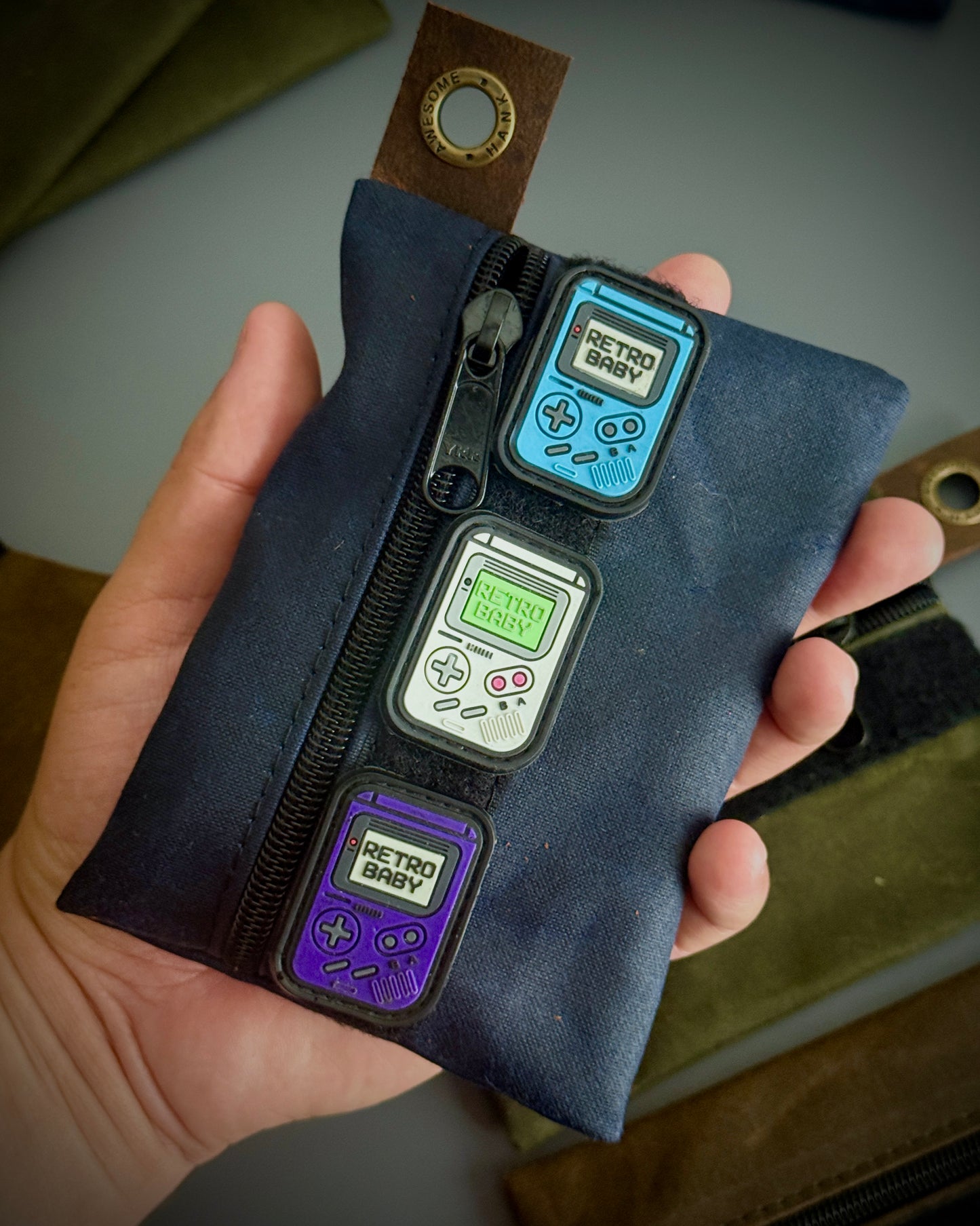 ALPINE WAXED CANVAS FLAT-LAY POUCH - SMALL (MULTIPLE COLORS)