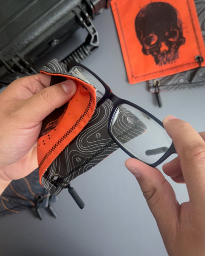 DEPTHS SKULL HANDKERCHIEF (MINI)