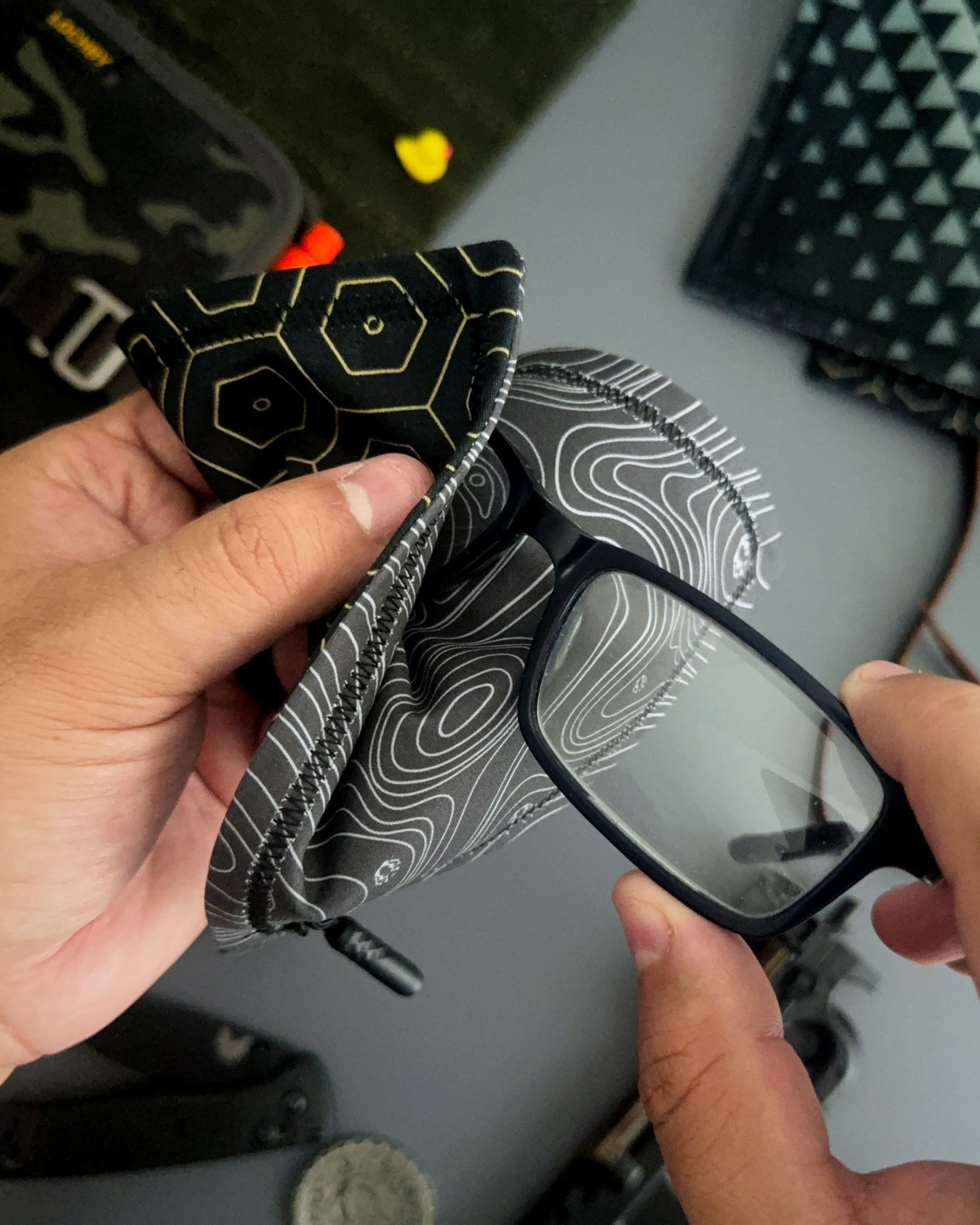 MATRIX HANDKERCHIEF (MINI) - EDC HANK