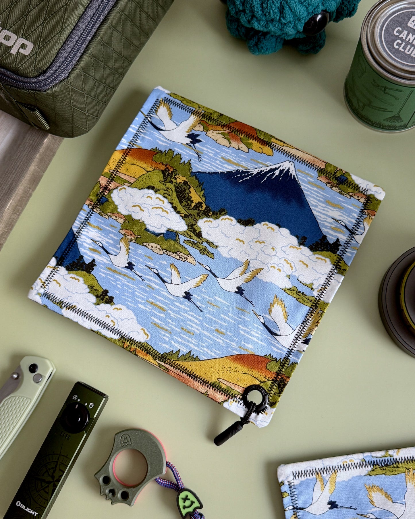 FLYING CRANES HANDKERCHIEF (HUSKY) - EDC HANK