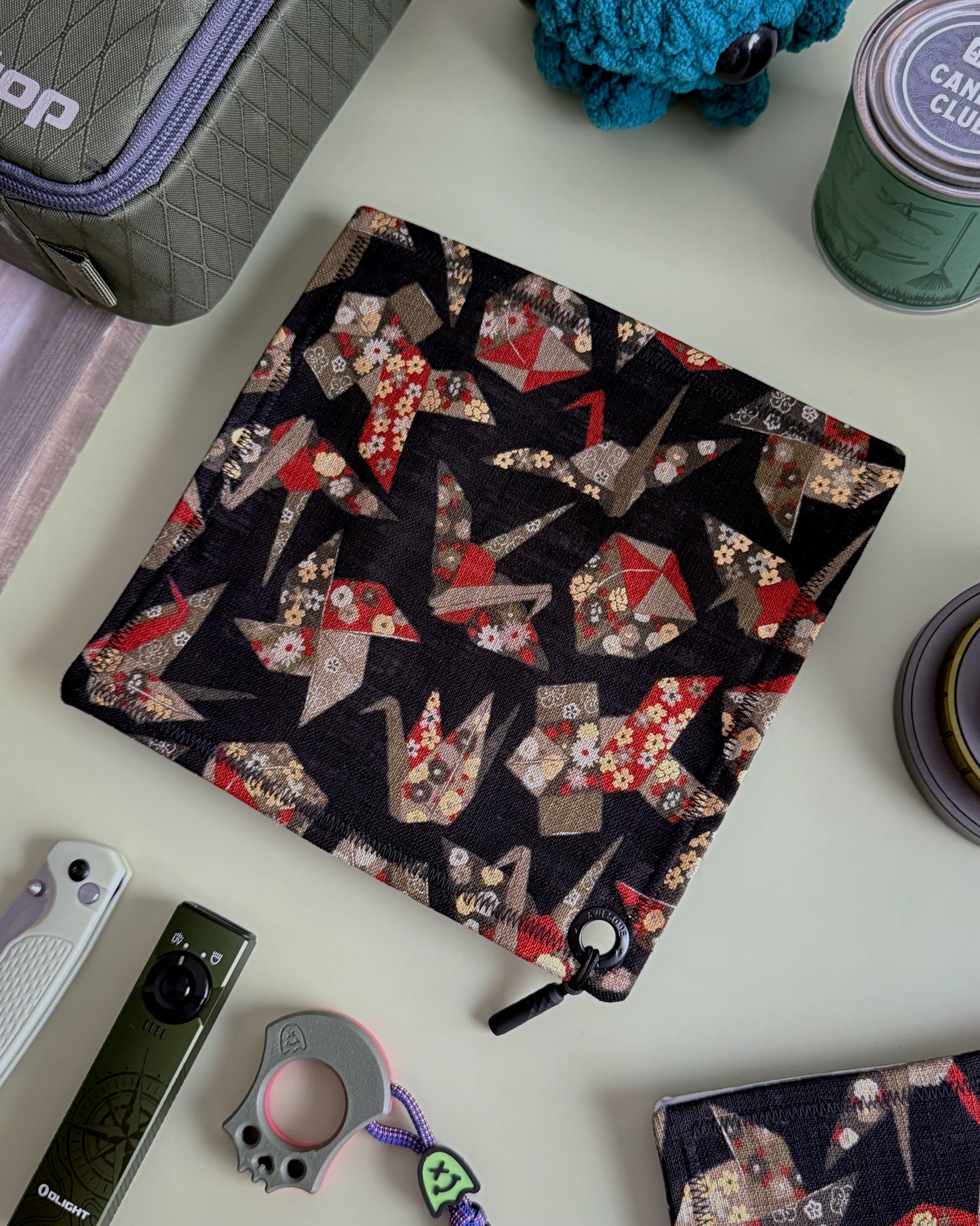 ORIGAMI HANDKERCHIEF (HUSKY) - EDC HANK