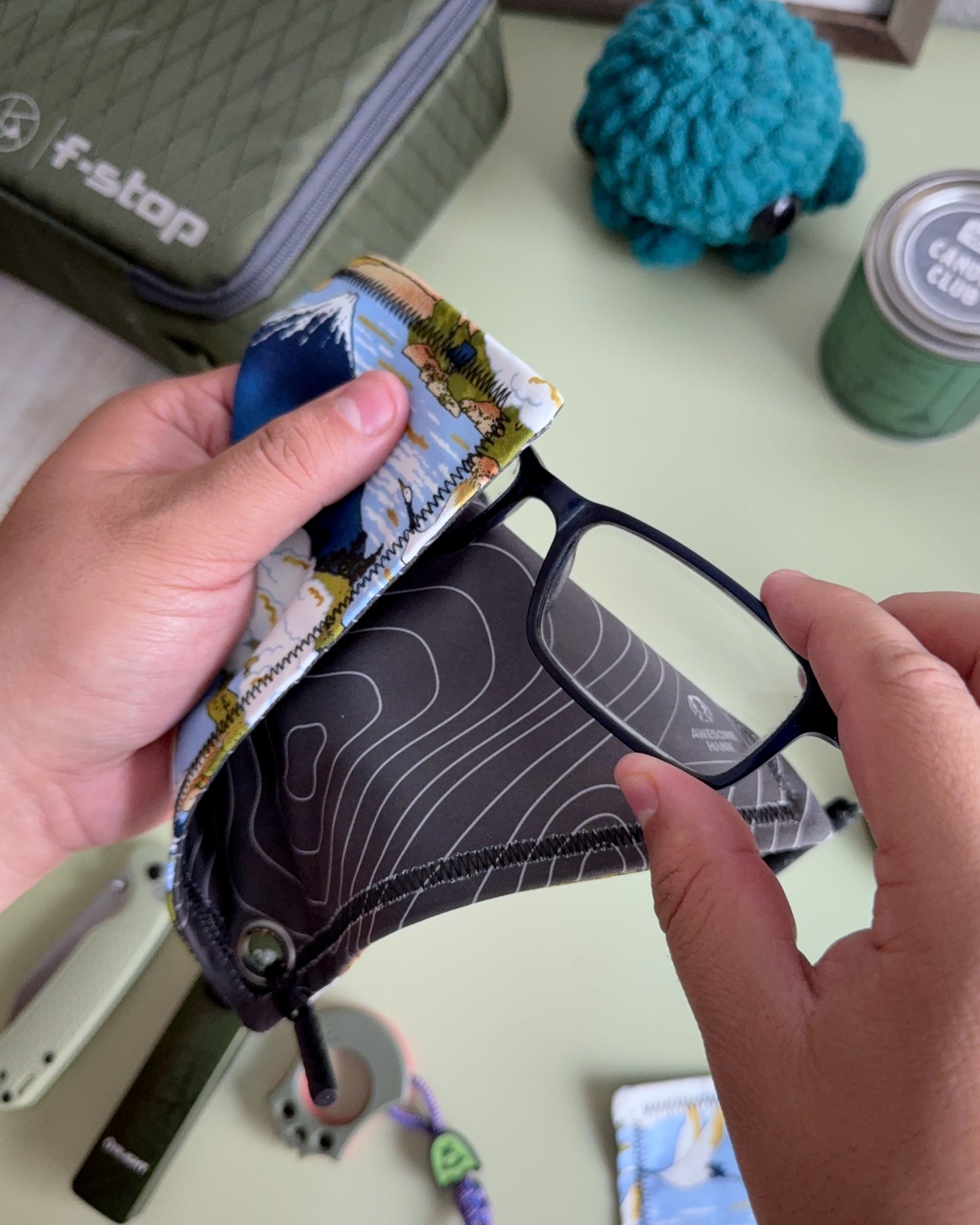 FLYING CRANES HANDKERCHIEF (HUSKY) - EDC HANK