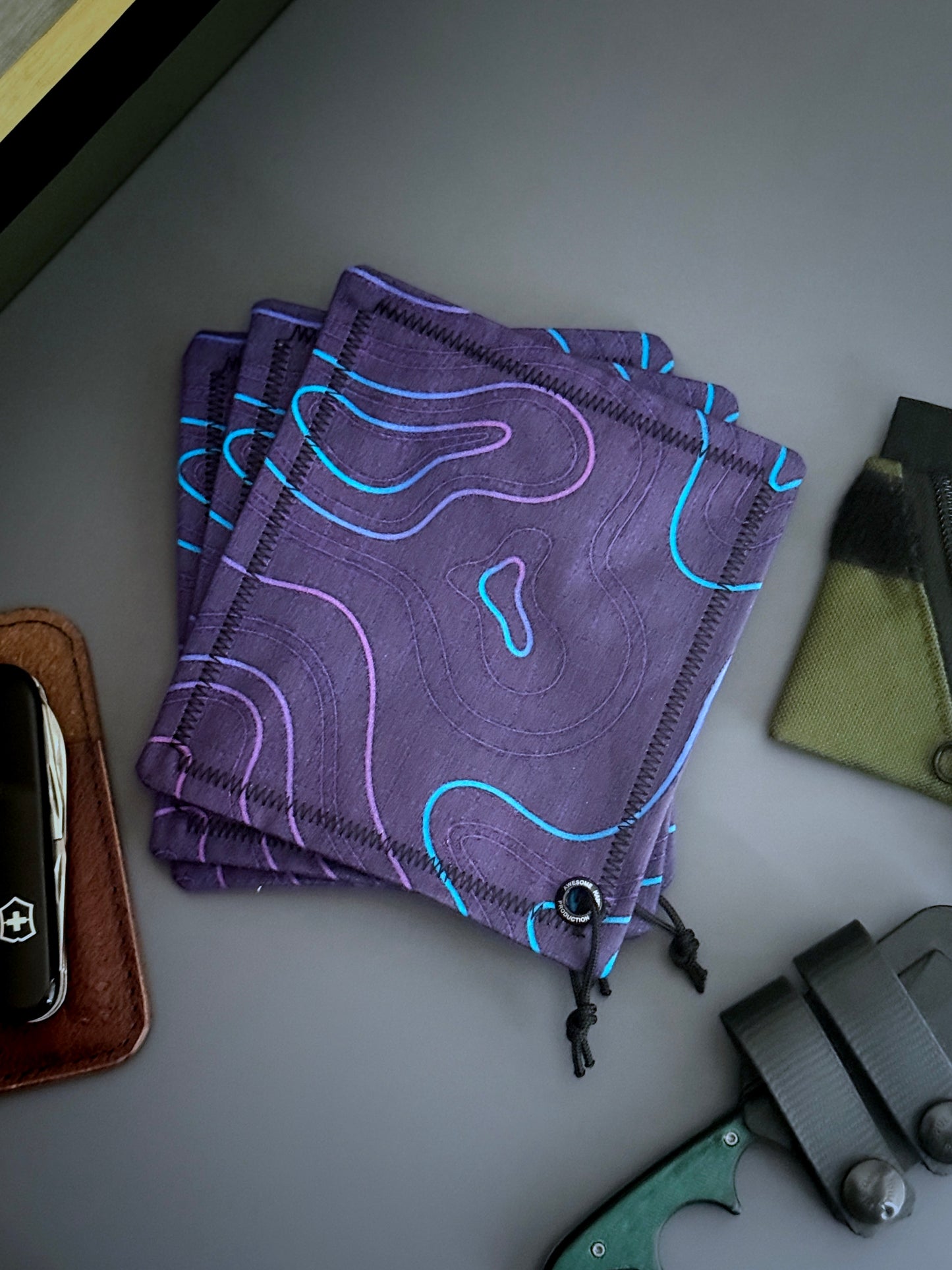 NEON TOPO HANDKERCHIEF (AHP)