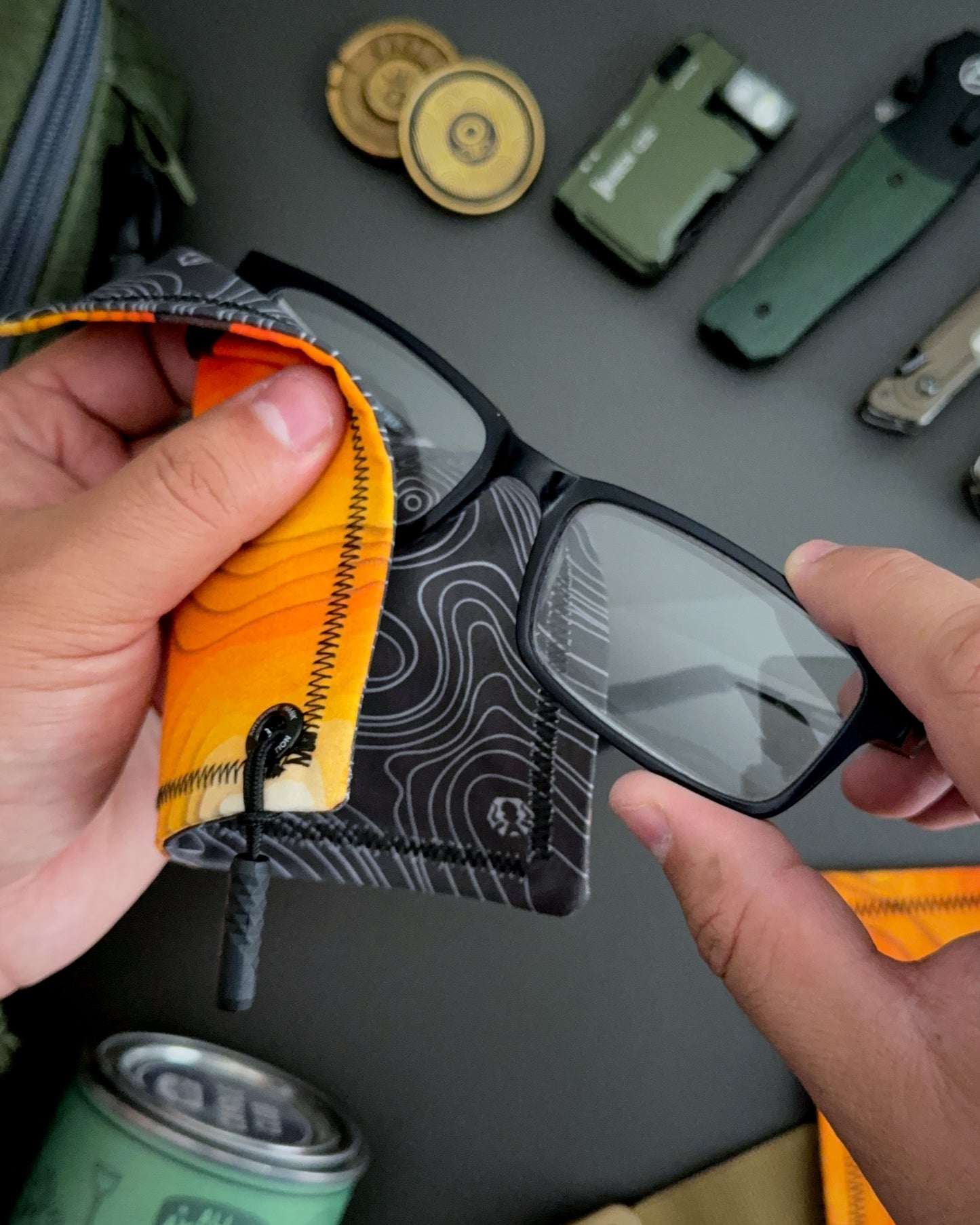AMBER ABYSS HANDKERCHIEF (MINI) - EDC HANK