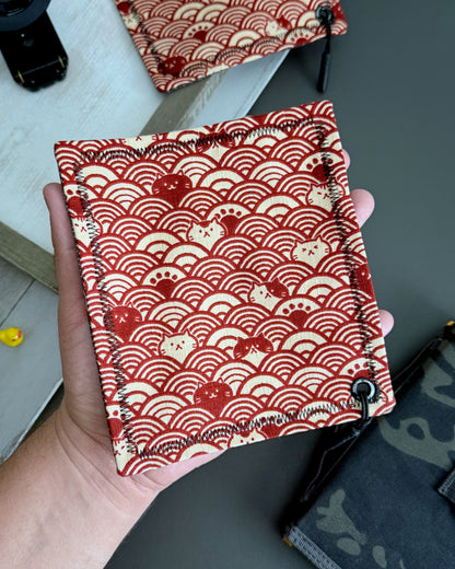 CAT WAVES RED HANDKERCHIEF (MINI) - EDC HANK