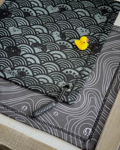 CAT WAVES MIDNIGHT HANDKERCHIEF (MINI) - EDC HANK