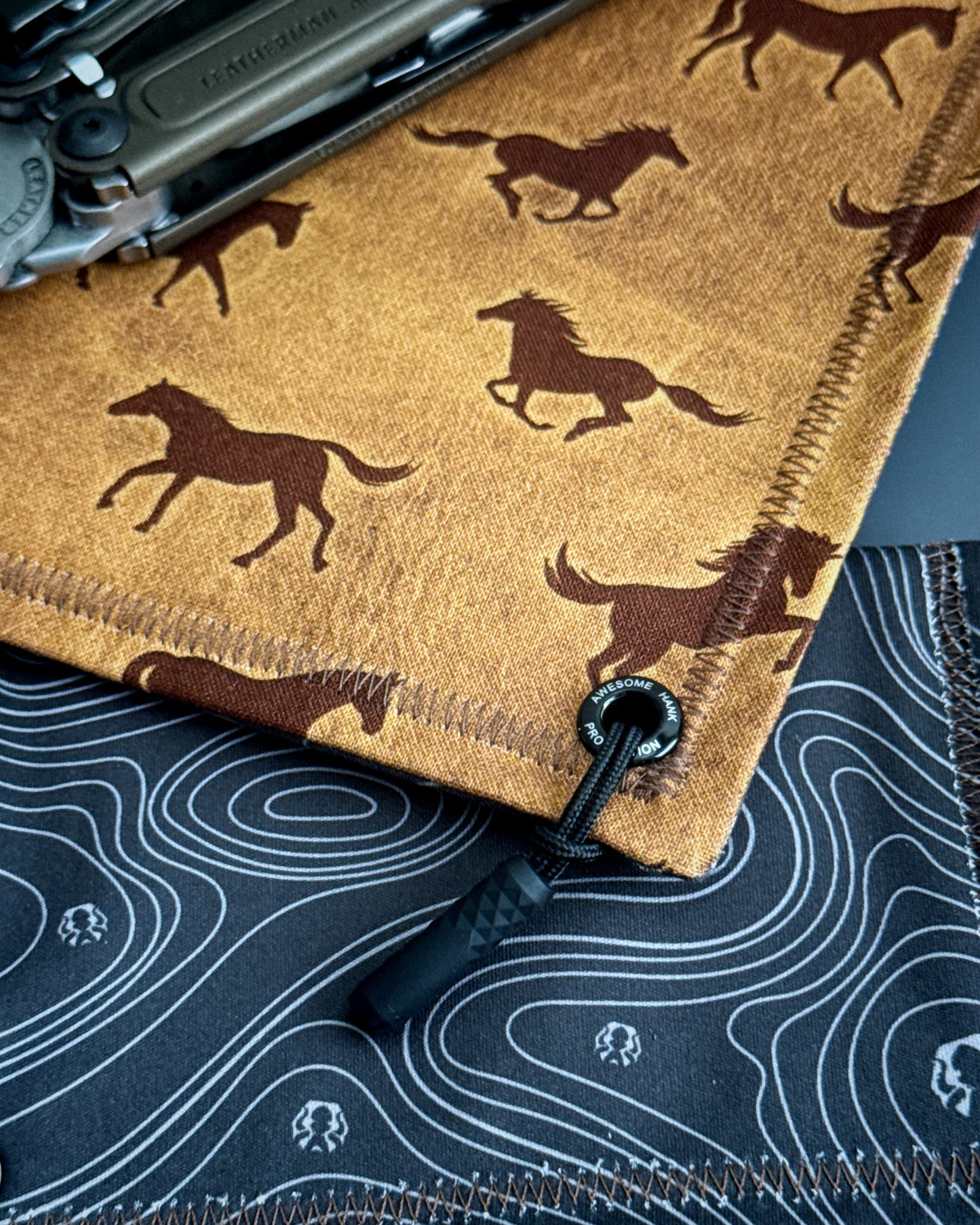 MUSTANG HANDKERCHIEF (MINI) - EDC HANK