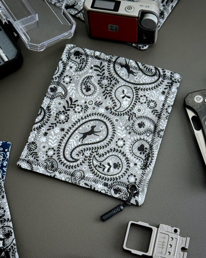 GREYHOUND PAISLEY HANDKERCHIEF (MINI) - EDC HANK