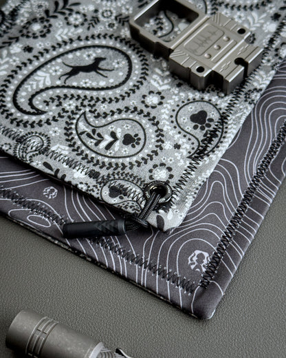 GREYHOUND PAISLEY HANDKERCHIEF (MINI) - EDC HANK