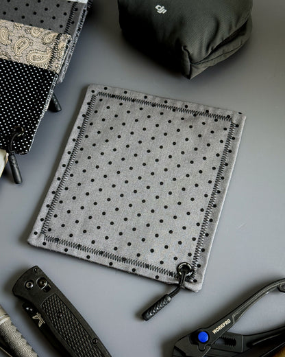 GENTLEMEN'S COBBLESTONE HANDKERCHIEF (MINI) - EDC HANK