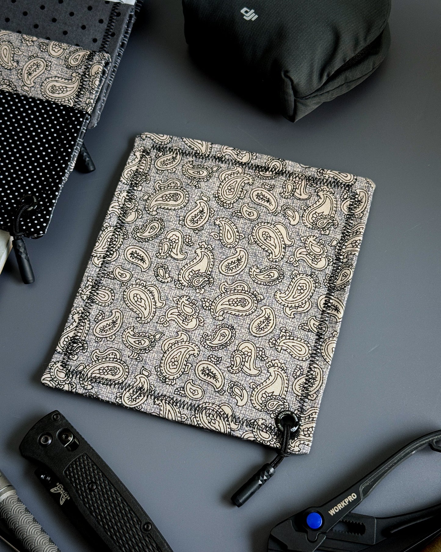 GENTLEMEN'S PAISLEY HANDKERCHIEF (MINI) - EDC HANK