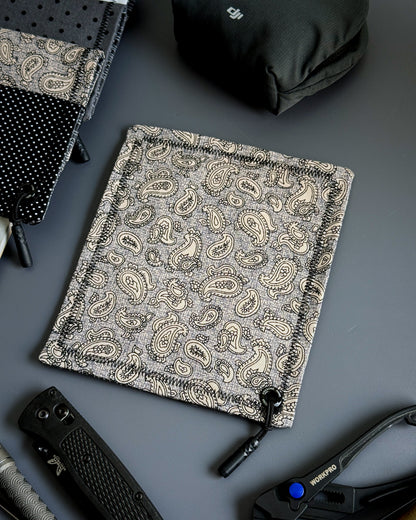 GENTLEMEN'S PAISLEY HANDKERCHIEF (MINI) - EDC HANK