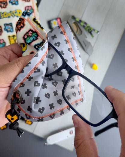 ANTIQUATED MONS HANDKERCHIEF (MINI) - EDC HANK