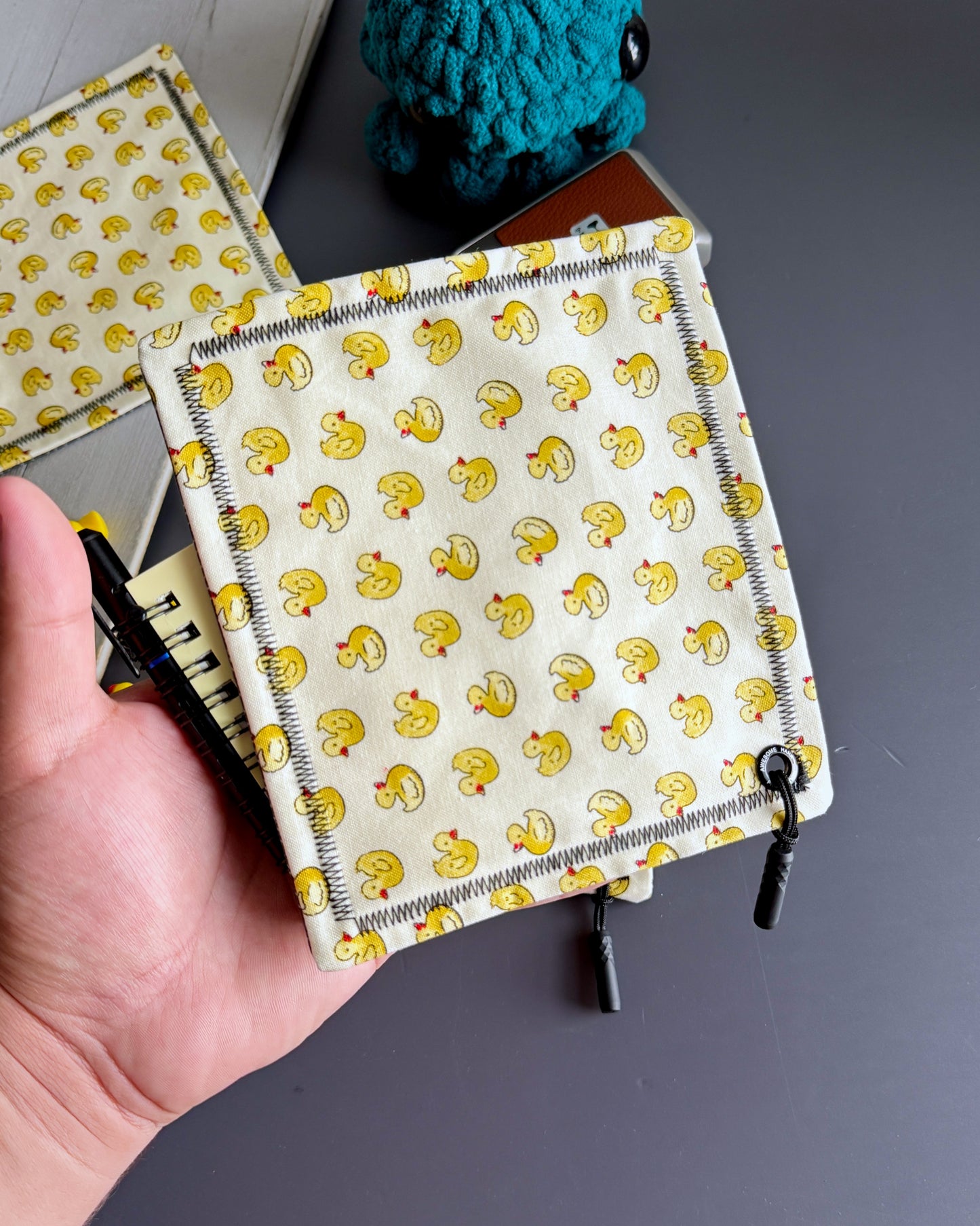 QUACK-IT HANDKERCHIEF (MINI) - EDC HANK