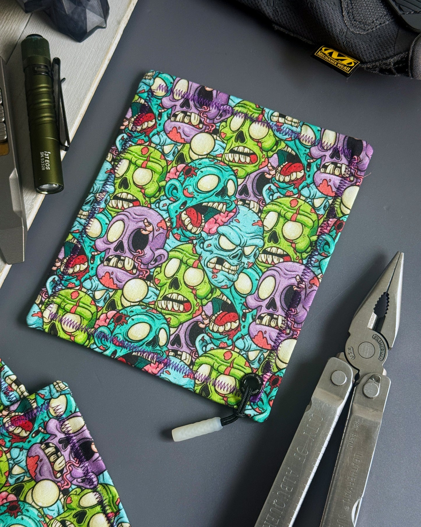 BRAINZ HANDKERCHIEF (MINI) - EDC HANK
