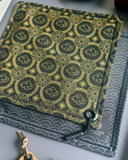 GOLDEN FORTUNE HANDKERCHIEF (XL) - EDC HANK