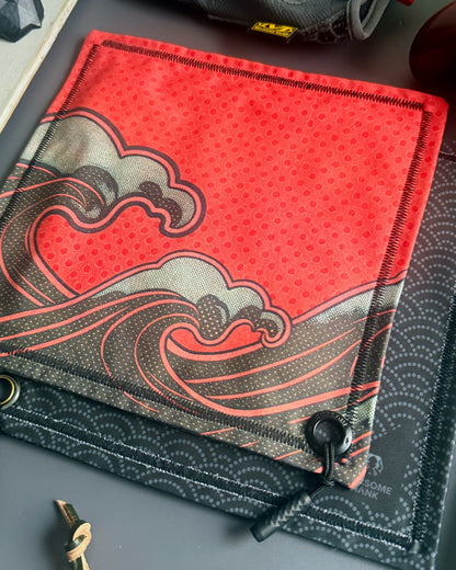 RED WAVE HANDKERCHIEF (XL) - EDC HANK