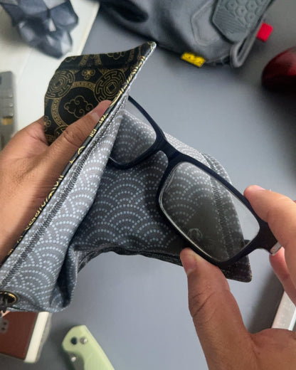 GOLDEN FORTUNE HANDKERCHIEF (XL) - EDC HANK