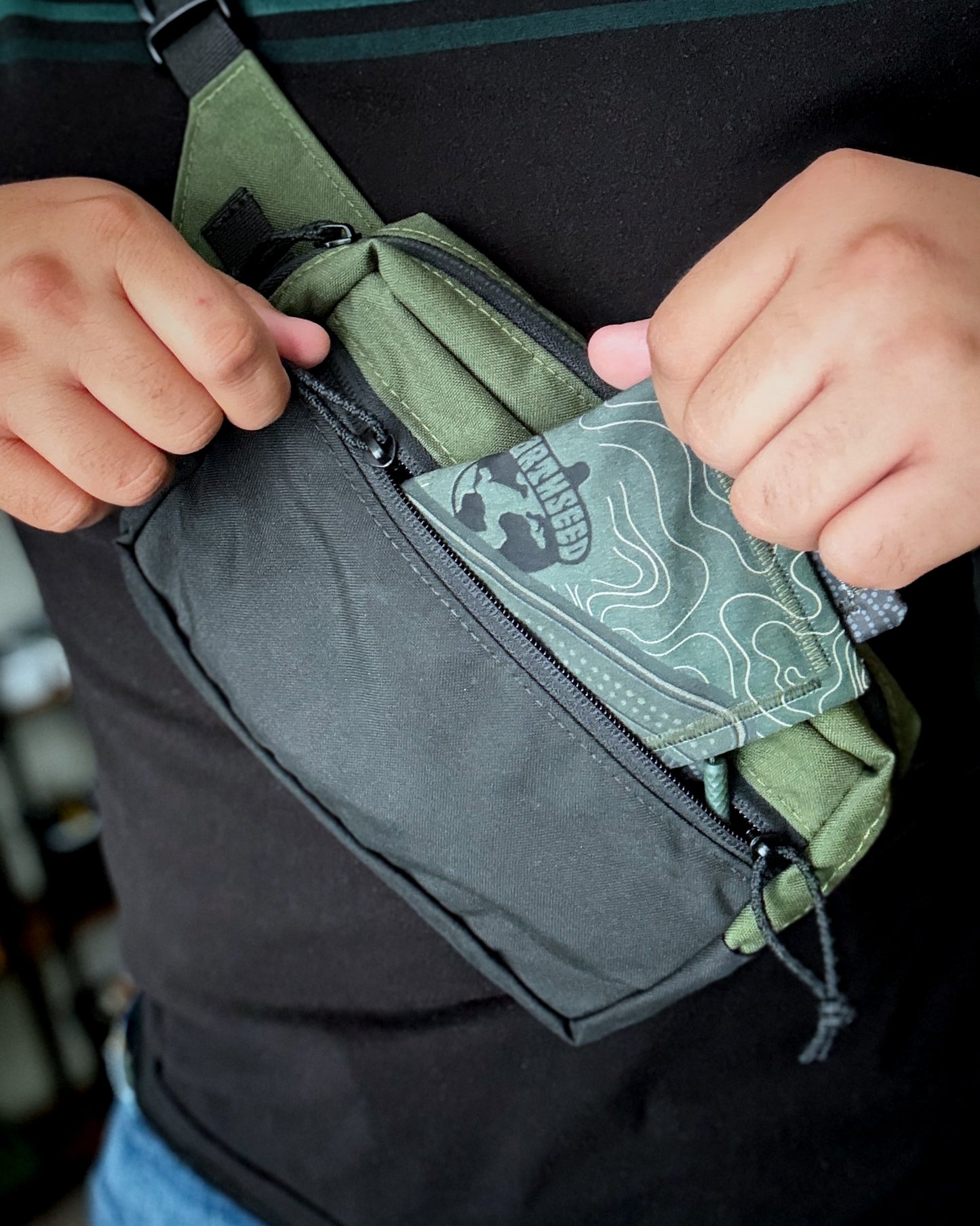 EARTHSEED HANDKERCHIEF (XL) - EDC HANK
