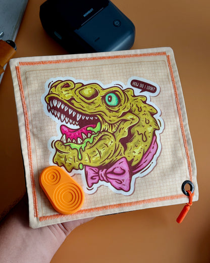 ALL LOOKS HANDKERCHIEF (XL) - EDC HANK