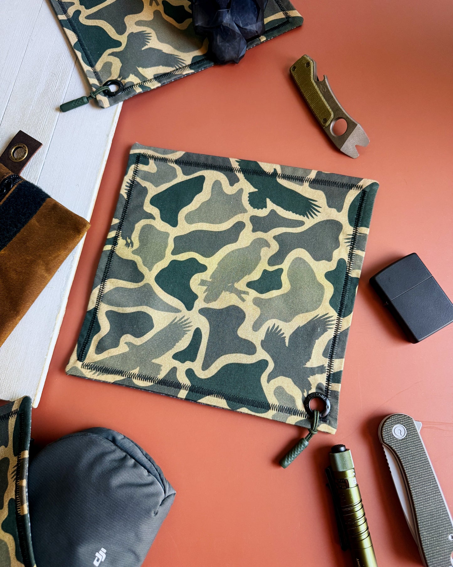 EAGLE CAMO HANDKERCHIEF (XL) - EDC HANK